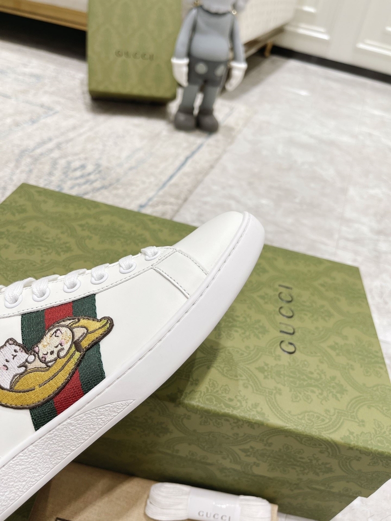 Gucci Sneakers